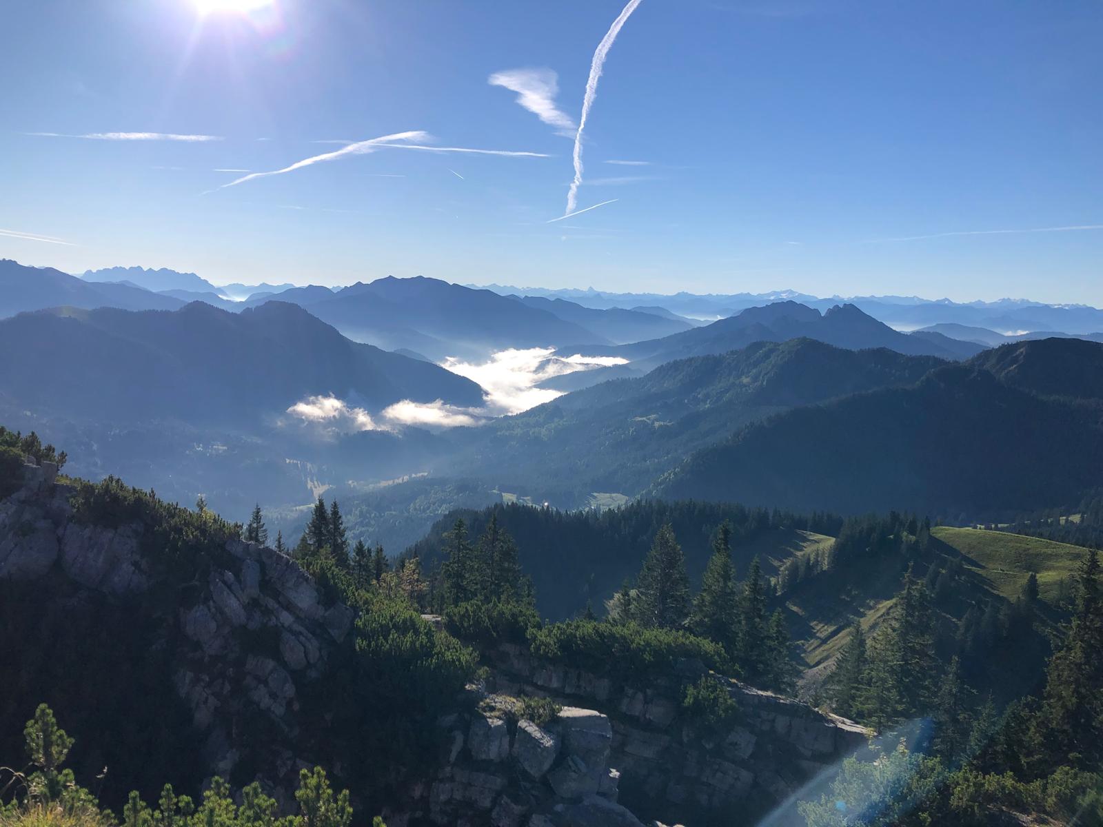 Bergkulisse und Natur rund um die Unterkunft in Rottach-Egern