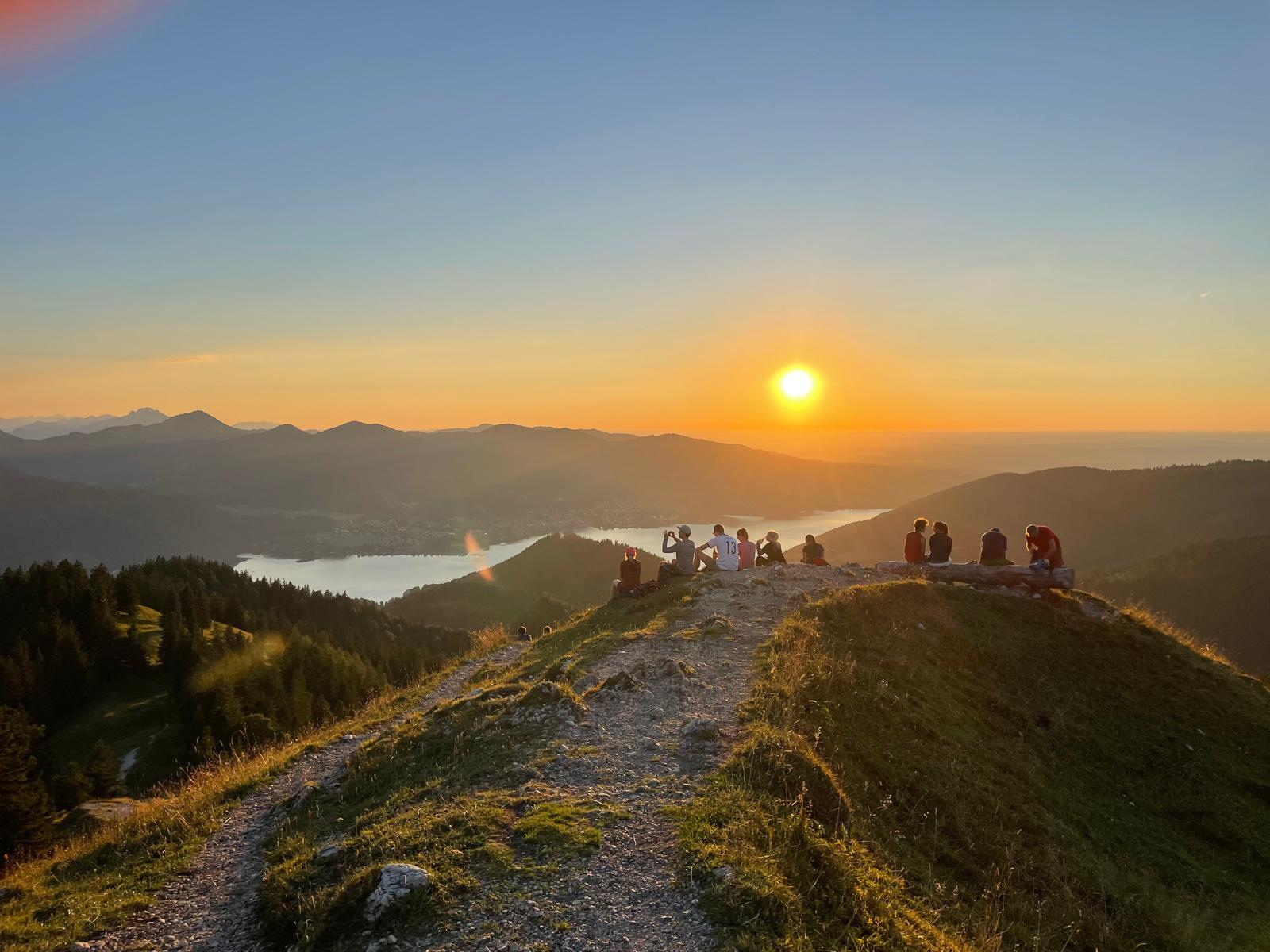 Dritter Sonnenuntergang am See